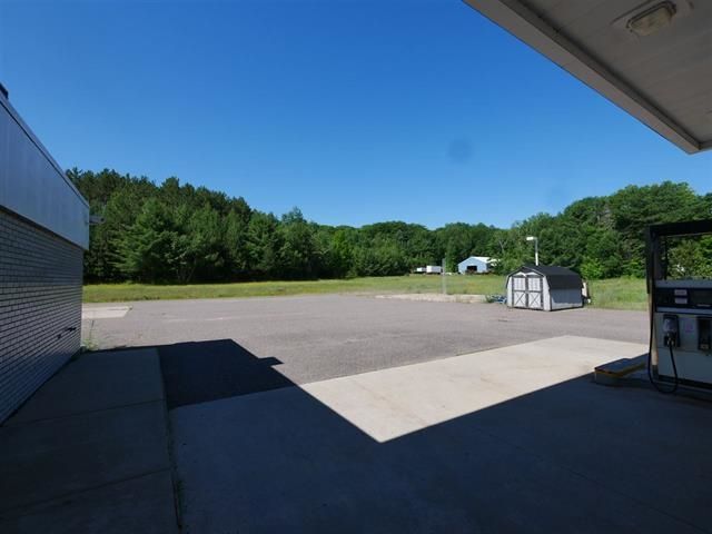 47515 Hwy Us 41, Houghton, MI 49931